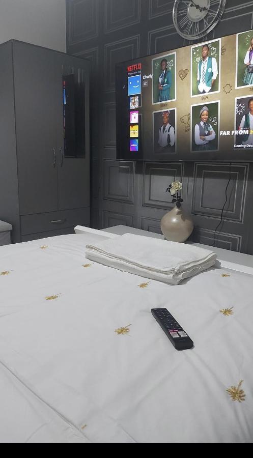 The Saxon Rooms 巴尔金 外观 照片